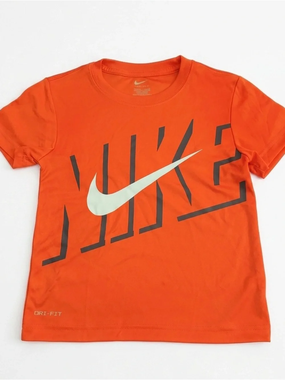Nike Boys Dri-FIT Bright Orange Big Logo Graphic T-Shirt, Size L (6-7 YRS)